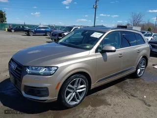 2018 Audi Q7 Prestige with VIN WA1VAAF73JD015772, listed as a IAAI auction lot 41861846 with 69756 miles. Bid and sale history available at carsss.com. Image 18.