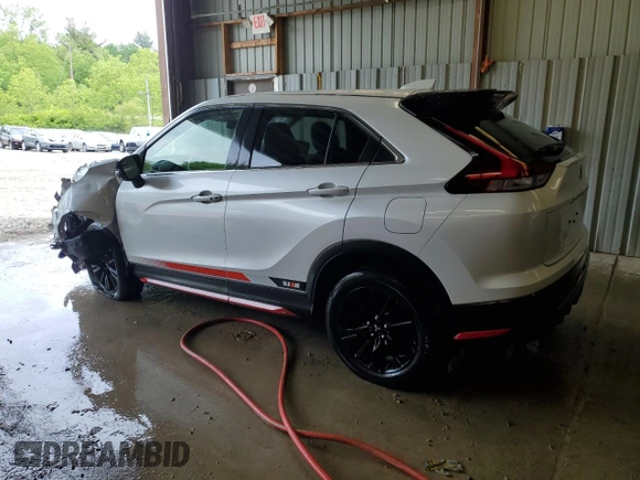 2024 Mitsubishi Eclipse Cross LE with VIN JA4ATVAA7RZ046671, listed as a Copart auction lot 58502555 with 26,438 mi miles and Salvage title. Bid and sale history available at DreamBid. Image 2.