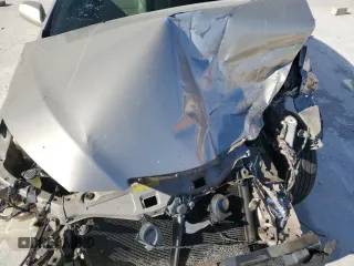 2004 Toyota Solara SE z VIN 4T1CA38P94U009724, wystawiony jako Copart lot #50169675 z przebiegiem Nie podano mil oraz Szkoda całkowita • Salvage title. Historia ofert i sprzedaży dostępna na DreamBid. Obrazek 13.