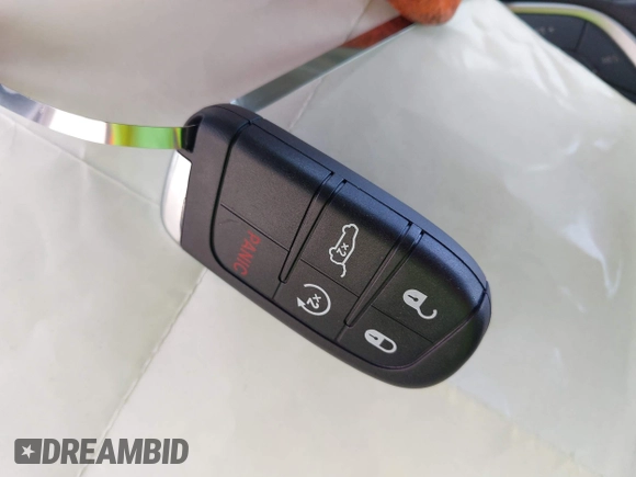 2017 Jeep Compass Latitude с VIN 3C4NJCBB1HT658802, выставлен на аукционе IAAI как лот 41957385 с пробегом 102 733 миль миль и . История ставок и продаж доступна на DreamBid. Изображение 11.
