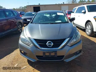 2018 Nissan Altima 2.5 S with VIN 1N4AL3AP6JC152220, listed as a IAAI auction lot 41591876 with 103,299 mi miles. Bid and sale history available at carsss.com. Image 12.