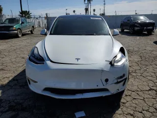 2021 Tesla Model Y Long Range with VIN 5YJYGDEEXMF146617, listed as a Copart auction lot 49347125 with 98,084 mi miles and Salvage Title. Bid and sale history available at DreamBid. Image 5.