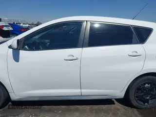 2009 Pontiac Vibe w/1SB with VIN 5Y2SP67049Z423850, listed as a IAAI auction lot 42184971 with 177,882 mi miles. Bid and sale history available at carsss.com. Image 14.