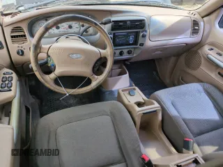 2001 Ford Explorer Sport Trac z VIN 1FMZU77E81UC59699, wystawiony jako Copart lot #50420055 z przebiegiem 236 138 mil mil oraz Szkoda całkowita • Salvage title. Historia ofert i sprzedaży dostępna na DreamBid. Obrazek 8.