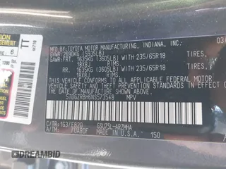2022 Toyota Highlander XLE with VIN 5TDGZRBH6NS573548, listed as a IAAI auction lot 42398936 with 60,415 mi miles and . Bid and sale history available at DreamBid. Image 9.
