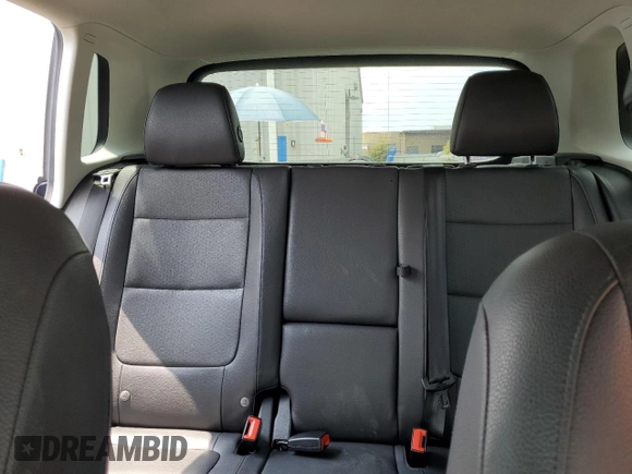 2016 Volkswagen Tiguan S с VIN WVGAV7AX7GW606280, выставлен на аукционе Copart как лот 62491995 с пробегом 69 838 миль миль и Списание • Salvage title. История ставок и продаж доступна на DreamBid. Изображение 10.
