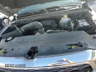 2019 Ram 1500 Limited z VIN 1C6RREHT3KN509148, wystawiony jako Copart lot #52626545 z przebiegiem 104 801 mil mil oraz Szkoda całkowita • Salvage title. Historia ofert i sprzedaży dostępna na DreamBid. Obrazek 13.