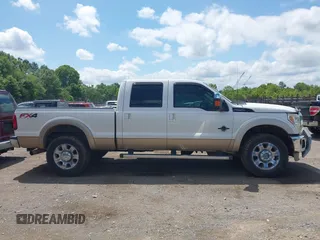 2012 Ford F-250 XL z VIN 1FT7W2BT7CEA68691, wystawiony jako IAAI lot #42319804 z przebiegiem 178 863 mil mil oraz . Historia ofert i sprzedaży dostępna na DreamBid. Obrazek 13.