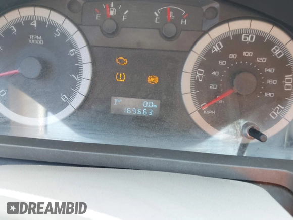 2008 Ford Escape XLS with VIN 1FMCU02Z48KA97177, listed as a IAAI auction lot 42750800 with 169,663 mi miles and . Bid and sale history available at DreamBid. Image 7.