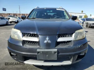 2006 Mitsubishi Outlander SE with VIN JA4LX41F06U016181, listed as a Copart auction lot 75138614 with 148,211 mi miles and Salvage Title. Bid and sale history available at carsss.com. Image 5.