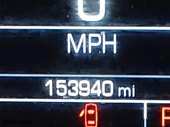 2019 Chevrolet Traverse LT Cloth with VIN 1GNEVGKW7KJ111442, listed as a IAAI auction lot 41356321 with 153,940 mi miles. Bid and sale history available at carsss.com. Image 16.