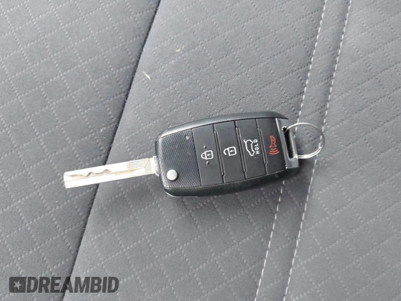 2017 Kia Sorento LX с VIN 5XYPGDA58HG335914, выставлен на аукционе IAAI как лот 42230037 с пробегом 98 202 миль миль и . История ставок и продаж доступна на DreamBid. Изображение 11.