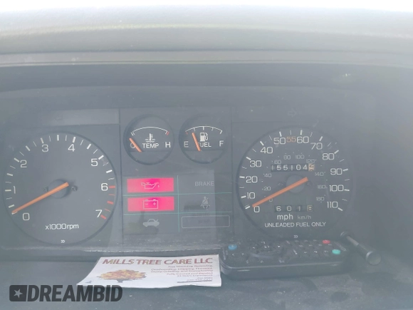 1983 Honda Civic z VIN JHMST3433DS003988, wystawiony jako IAAI lot #42069678 z przebiegiem 155 104 mil mil oraz . Historia ofert i sprzedaży dostępna na DreamBid. Obrazek 7.