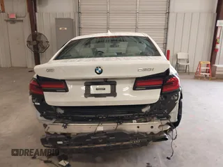 2021 BMW 5 Series 530i with VIN WBA53BH06MCG96915, listed as a IAAI auction lot 41640813 with 50,562 mi miles and . Bid and sale history available at DreamBid. Image 16.