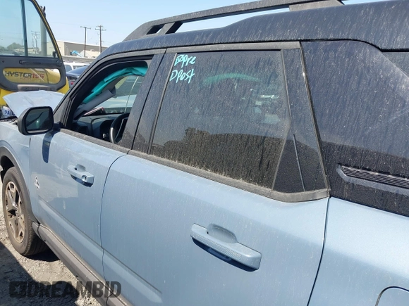 2024 Ford Bronco Sport Outer Banks with VIN 3FMCR9C68RRE01957, listed as a IAAI auction lot 42163509 with 12,586 mi miles and . Bid and sale history available at DreamBid. Image 14.