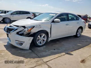 2015 Nissan Altima 2.5 with VIN 1N4AL3APXFC578967, listed as a Copart auction lot 55772695 with 105,793 mi miles and Clean title. Bid and sale history available at DreamBid. Image 1.