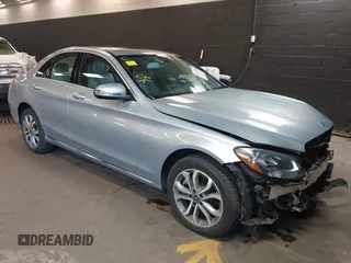 2018 Mercedes-Benz C 300 с VIN 55SWF4KB1JU249956, выставлен на аукционе IAAI как лот 42105746 с пробегом 45 739 миль миль и . История ставок и продаж доступна на DreamBid. Изображение 1.