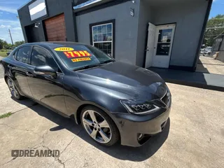 2011 Lexus IS 250 z VIN JTHBF5C21B5138295, wystawiony jako Copart lot #61839955 z przebiegiem 145 146 mil mil oraz Czysty tytuł • Clean title. Historia ofert i sprzedaży dostępna na DreamBid. Obrazek 1.