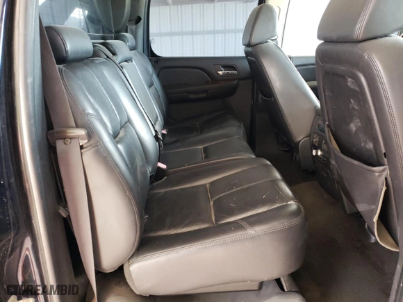 2007 Chevrolet Avalanche LT w/3LT with VIN 3GNEC12J37G310018, listed as a Copart auction lot 87180674 with 259,702 mi miles and Clean Title. Bid and sale history available at carsss.com. Image 10.