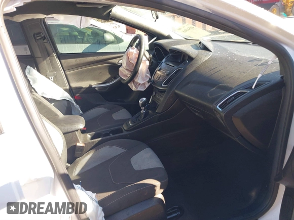 2017 Ford Focus ST with VIN 1FADP3L94HL214904, listed as a IAAI auction lot 40544868 with 77,098 mi miles and . Bid and sale history available at carsss.com. Image 5.