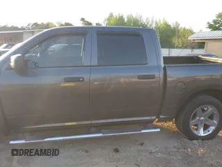 2015 Ram 1500 Express z VIN 1C6RR6KT8FS542426, wystawiony jako IAAI lot #42023923 z przebiegiem 135 580 mil mil oraz . Historia ofert i sprzedaży dostępna na DreamBid. Obrazek 14.