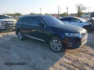 2017 Audi Q7 Premium z VIN WA1AAAF79HD026316, wystawiony jako IAAI lot #41662415 z przebiegiem 84 436 mil mil oraz . Historia ofert i sprzedaży dostępna na DreamBid. Obrazek 1.