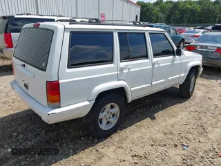 2001 Jeep Cherokee Sport with VIN 1J4FT48S71L503551, listed as a IAAI auction lot 42660835 with Not provided miles and . Bid and sale history available at DreamBid. Image 4.