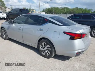 2019 Nissan Altima S with VIN 1N4BL4BV7KC148881, listed as a IAAI auction lot 41957694 with 130,465 mi miles and . Bid and sale history available at DreamBid. Image 3.
