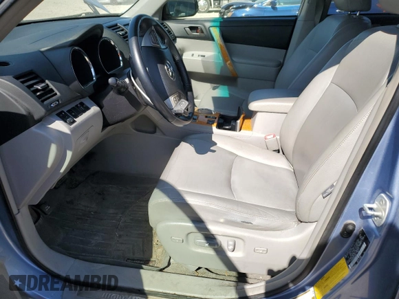 2008 Toyota Highlander Limited z VIN JTEEW44A082015267, wystawiony jako Copart lot #55153565 z przebiegiem 320 896 mil mil oraz Nie do naprawy • Non repairable. Historia ofert i sprzedaży dostępna na DreamBid. Obrazek 7.