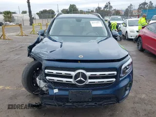 2022 Mercedes-Benz GLB 250 с VIN W1N4M4HB4NW238367, выставлен на аукционе IAAI как лот 41773414 с пробегом 23 353 миль миль и . История ставок и продаж доступна на DreamBid. Изображение 13.