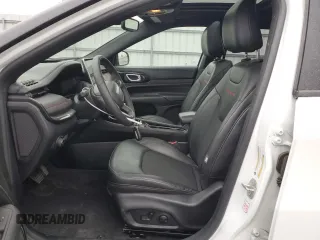 2023 Jeep Compass Trailhawk with VIN 3C4NJDDN5PT567737, listed as a Copart auction lot 61824665 with 43,843 mi miles and Clean title. Bid and sale history available at DreamBid. Image 7.