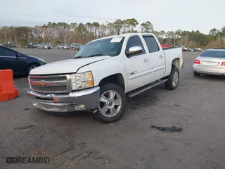 2012 Chevrolet Silverado 1500 LT with VIN 3GCPCSE07CG115883, listed as a IAAI auction lot 41722178 with 217,797 mi miles. Bid and sale history available at carsss.com. Image 2.