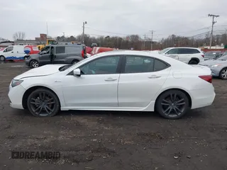 2019 Acura TLX w/A-Spec Pkg with VIN 19UUB1F61KA002075, listed as a IAAI auction lot 40991938 with 49,402 mi miles. Bid and sale history available at carsss.com. Image 14.