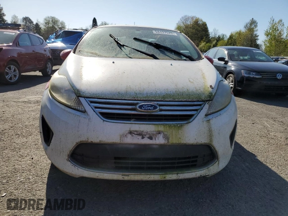 2011 Ford Fiesta SE with VIN 3FADP4BJ7BM155919, listed as a Copart auction lot 53137575 with 152,180 mi miles and Clean Title. Bid and sale history available at DreamBid. Image 5.