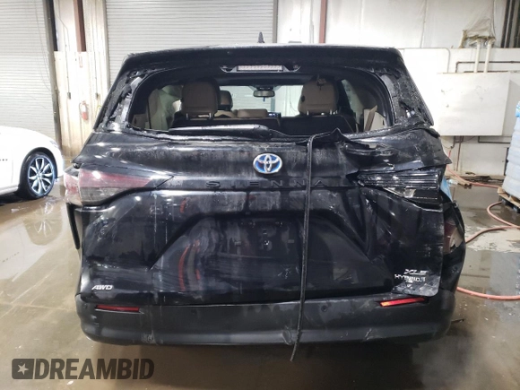 2023 Toyota Sienna XLE with VIN 5TDYSKFC6PS080602, listed as a Copart auction lot 88243285 with 37,000 mi miles and Salvage Title. Bid and sale history available at carsss.com. Image 6.