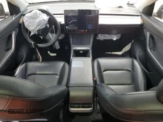 2021 Tesla Model Y Long Range z VIN 5YJYGAEE8MF208854, wystawiony jako Copart lot #56382535 z przebiegiem 47 531 mil mil oraz Nie do naprawy • Non repairable. Historia ofert i sprzedaży dostępna na DreamBid. Obrazek 8.