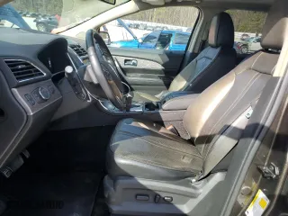 2011 Lincoln MKX with VIN 2LMDJ8JK6BBJ25776, listed as a Copart auction lot 46055665 with 208,278 mi miles and Salvage Title. Bid and sale history available at carsss.com. Image 7.