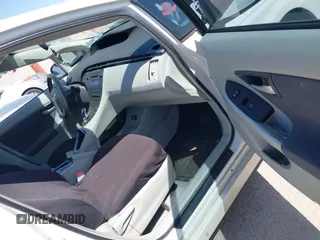 2010 Toyota Prius II with VIN JTDKN3DU7A0233030, listed as a IAAI auction lot 41997457 with 205,966 mi miles. Bid and sale history available at carsss.com. Image 5.