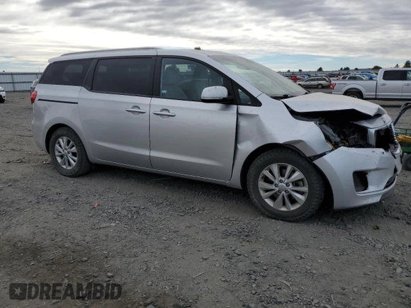 2016 Kia Sedona LX with VIN KNDMB5C13G6088465, listed as a Copart auction lot 72363684 with 89,018 mi miles and Salvage Title. Bid and sale history available at DreamBid. Image 4.