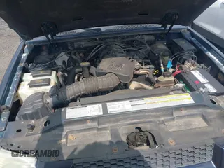 2002 Ford Explorer Sport Trac Value с VIN 1FMZU77E42UA91903, выставлен на аукционе IAAI как лот 42472001 с пробегом 237 133 миль миль и . История ставок и продаж доступна на DreamBid. Изображение 10.