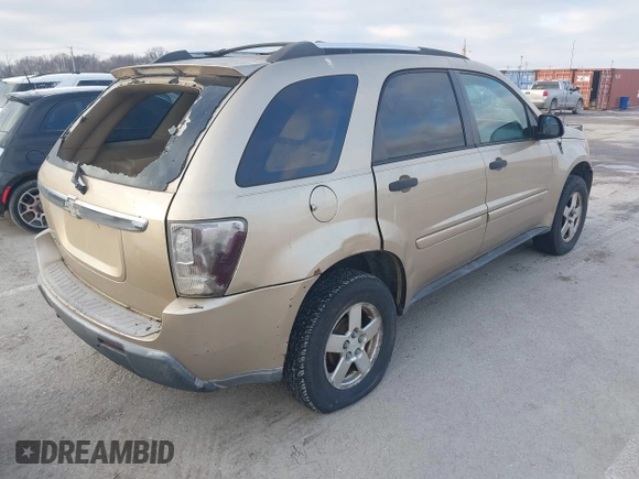 2005 Chevrolet Equinox LS with VIN 2CNDL13F456170564, listed as a IAAI auction lot 41559640 with 308,340 mi miles. Bid and sale history available at carsss.com. Image 4.