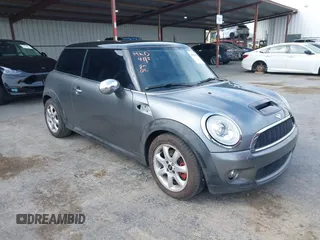 2010 MINI Hardtop S with VIN WMWMF7C55ATZ34491, listed as a IAAI auction lot 42034832 with 131,745 mi miles and . Bid and sale history available at DreamBid. Image 1.