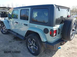 2024 Jeep Wrangler Willys z VIN 1C4RJXN67RW169632, wystawiony jako IAAI lot #42074574 z przebiegiem 18 714 mil mil oraz . Historia ofert i sprzedaży dostępna na DreamBid. Obrazek 3.