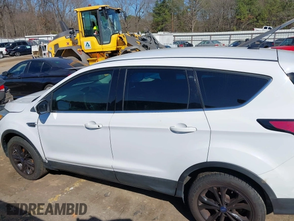 2017 Ford Escape SE with VIN 1FMCU0GD9HUE77231, listed as a IAAI auction lot 41776899 with 71,097 mi miles. Bid and sale history available at carsss.com. Image 14.