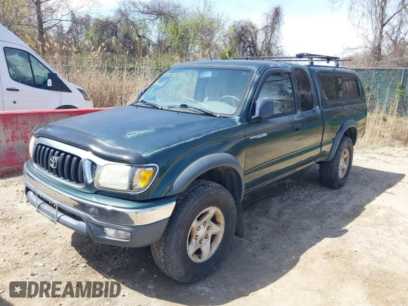 2003 Toyota Tacoma with VIN 5TEWN72N53Z185860, listed as a IAAI auction lot 41929543 with 324,407 mi miles. Bid and sale history available at carsss.com. Image 2.