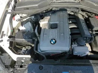 2007 BMW 5 Series 525i with VIN WBANE53537CW63080, listed as a Copart auction lot 41379135 with 324,291 mi miles and Salvage title. Bid and sale history available at DreamBid. Image 13.