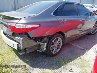 2015 Toyota Camry XLE z VIN 4T1BF1FK3FU960674, wystawiony jako IAAI lot #41721182 z przebiegiem 96 300 mil mil oraz . Historia ofert i sprzedaży dostępna na DreamBid. Obrazek 4.