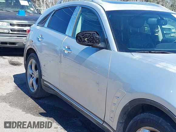 2010 Infiniti FX z VIN JN8AS1MU9AM802157, wystawiony jako IAAI lot #41699229 z przebiegiem 221 816 mil mil oraz . Historia ofert i sprzedaży dostępna na DreamBid. Obrazek 6.
