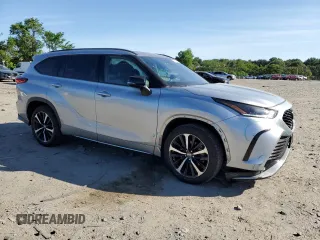 2022 Toyota Highlander XSE with VIN 5TDLZRBHXNS244110, listed as a Copart auction lot 57018755 with 55,633 mi miles and Salvage title. Bid and sale history available at DreamBid. Image 4.