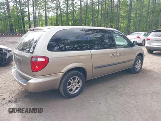 2003 Dodge Caravan Sport with VIN 2D4GP44L83R153938, listed as a IAAI auction lot 42137274 with 192,559 mi miles. Bid and sale history available at carsss.com. Image 4.